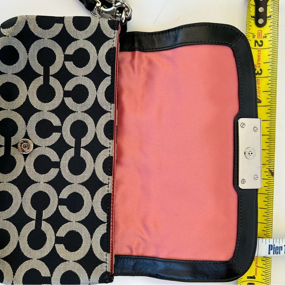 Coach wristlet - Picture 5 of 6